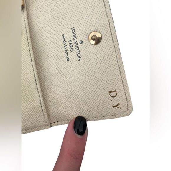 LOUIS VUITTON Damier Azur Key Case - Picture 7 of 13